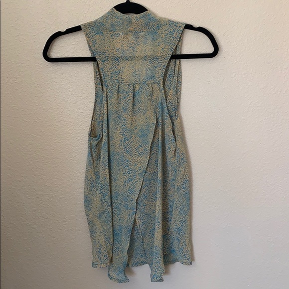 Decree Blouse - Picture 5 of 5